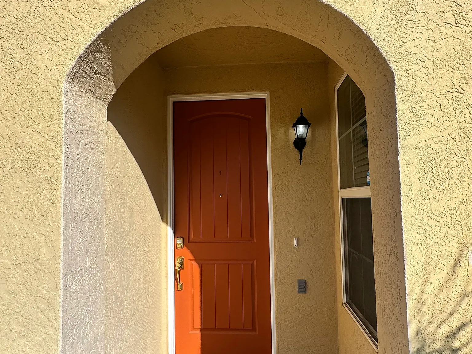 4 bed, 2.5 bath, 1793 sqft, $2,450 — Photo 2