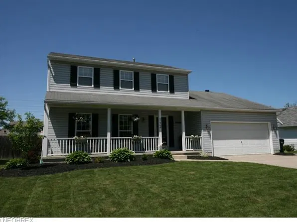 113 Queen Anne Cir, Elyria, OH 44035