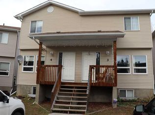 624 S 41st St #4, Edson, AB T7E1A4