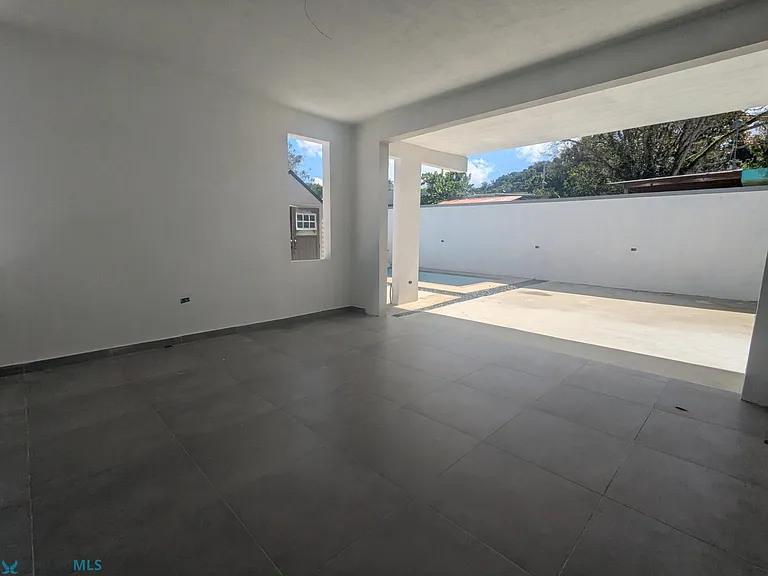 F7 Calle Gardenia — Photo 17