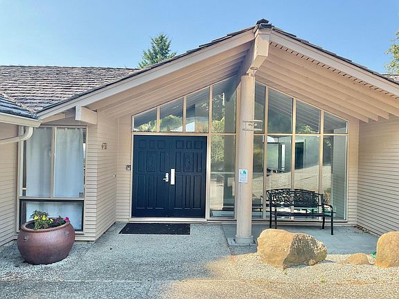 2nd image of 4731 136th Ave SE