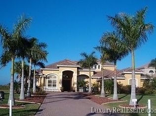836 W Cape Estates Cir, Cape Coral, FL 33993