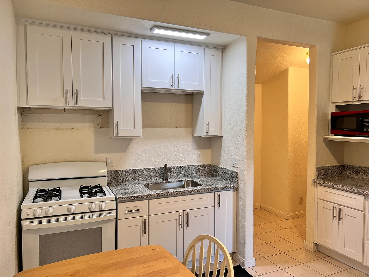 4 bed, 70 sqft, $725 — Photo 4