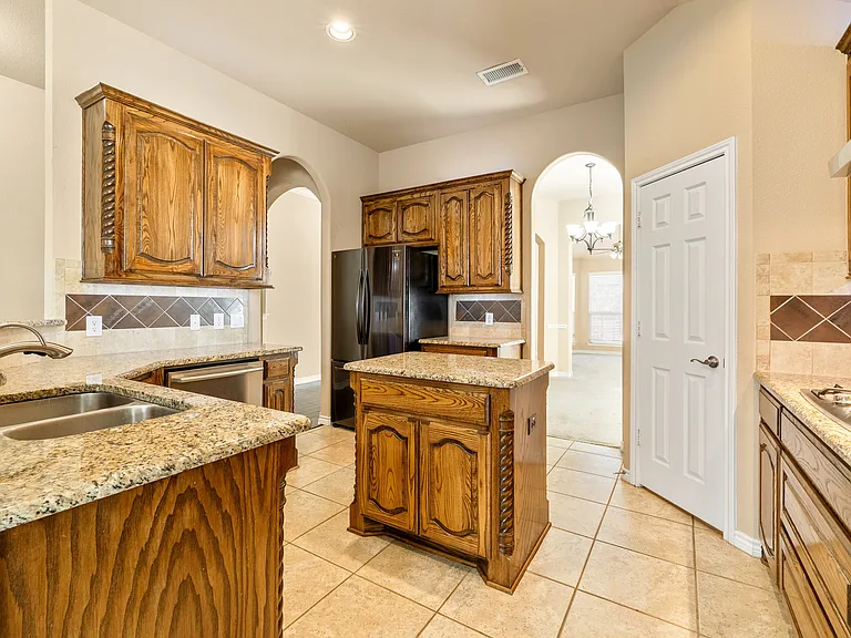 2527 Appaloosa Ln — Photo 6