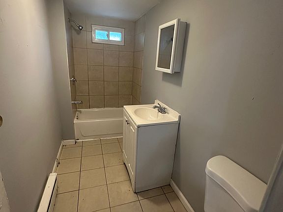 BATHROOMJ