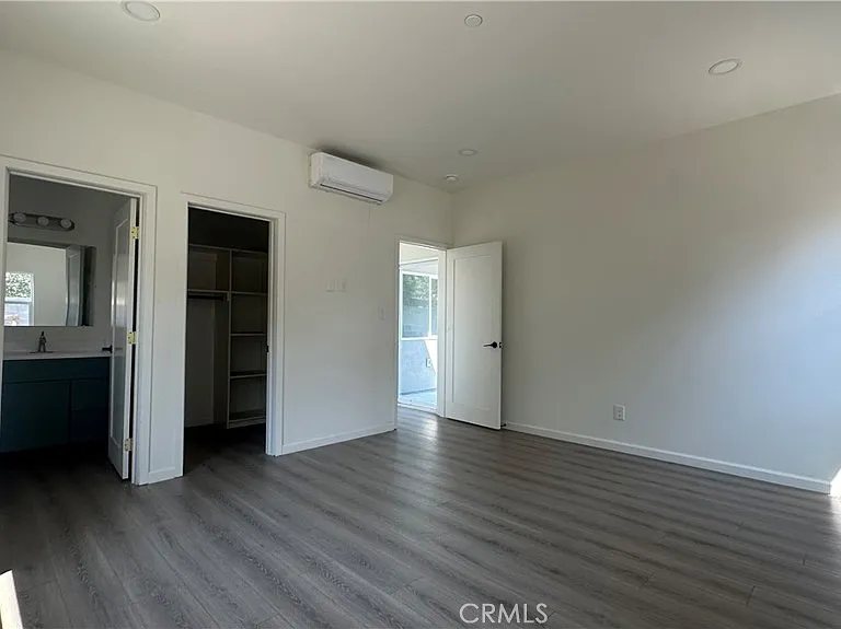 115 Owens — Photo 8