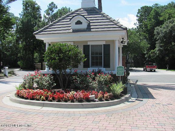 3rd image of 13810 N Sutton Park Drive N #1126