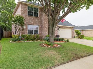 904 Mulder Dr, Arlington, TX 76001