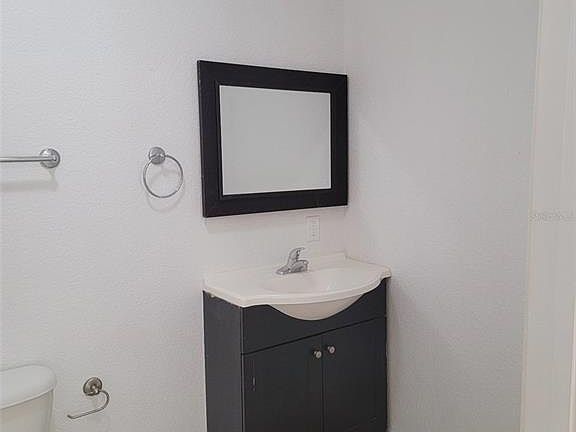 5th image of 8433 Radio Ln
