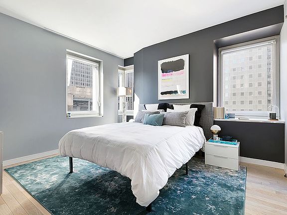 4th image of 70 W 45th St #28-C