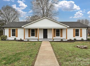 407 N Cherry St, Cherryville, NC 28021