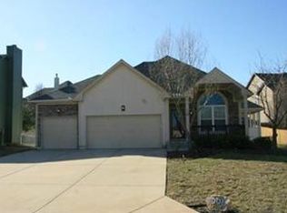 5008 Millbrook St, Shawnee, KS 66218