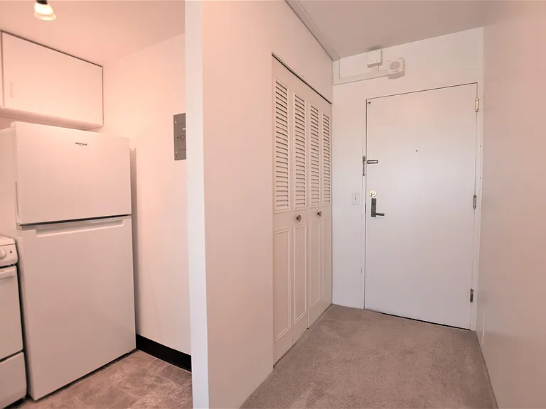 555 E William St #22E — Photo 19