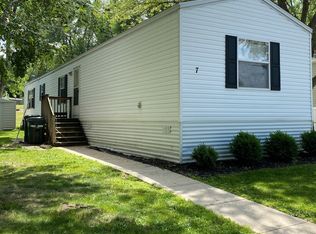 7 Eagle Cir, Inver Grove Heights, MN 55076