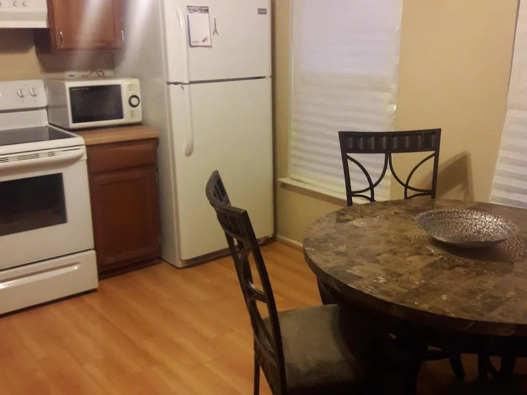 1598 Pin Oak Dr — Photo 3
