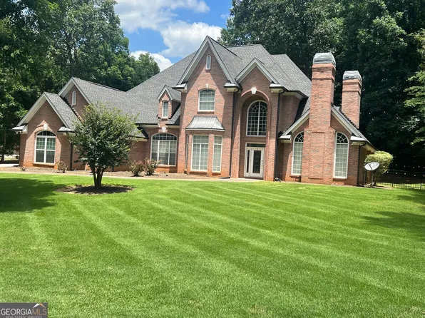 8225 Seven Oaks Dr, Jonesboro, GA 30236