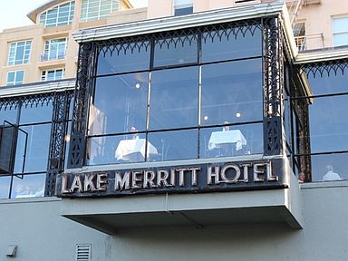 Lake Merritt Hotel