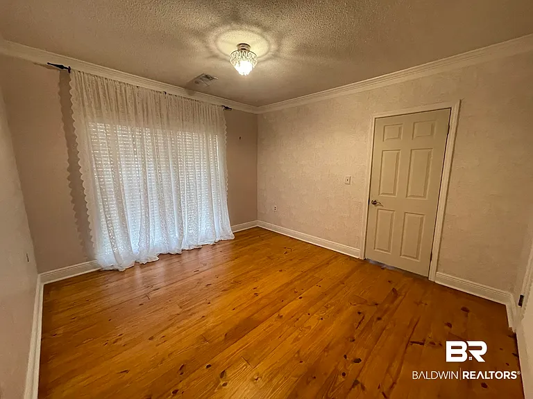 6621 Purvis Rd — Photo 25
