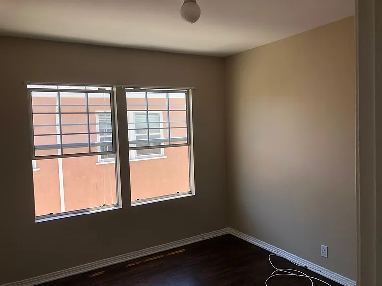 5458 Kinston Ave — Photo 7