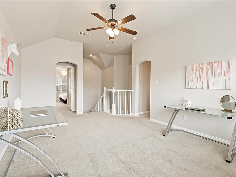 8720 Devonshire Dr — Photo 29