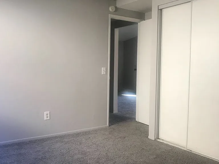 1855 Topeka Way — Photo 15