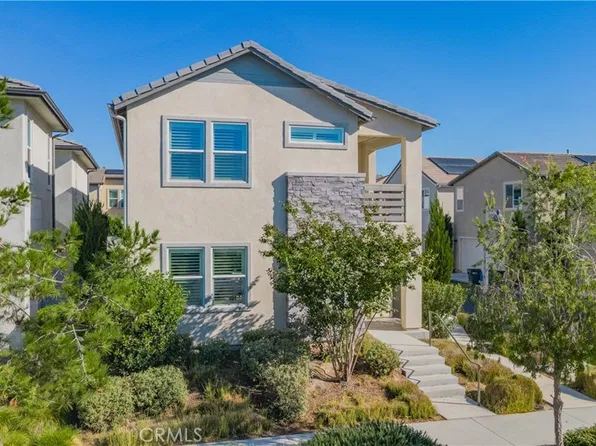 200 Chorus, Irvine, CA 92618