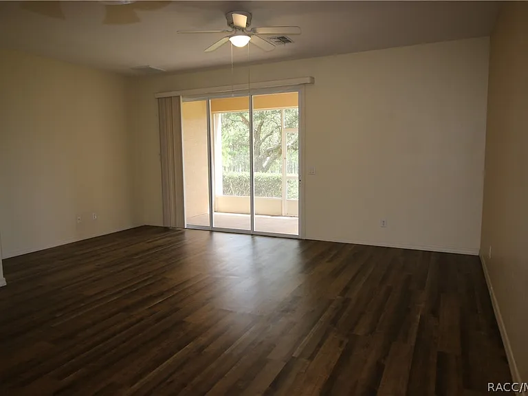 1600 W Spring Meadow Loop — Photo 13