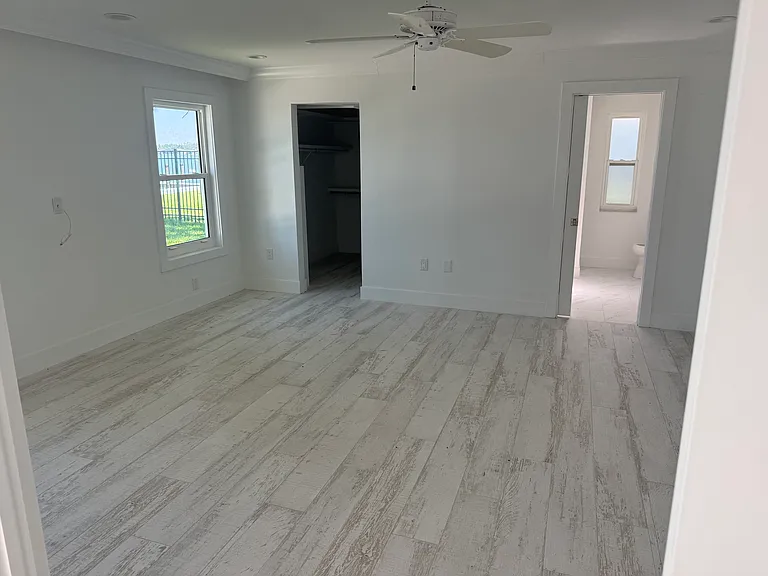 843 Norsota Way — Photo 9