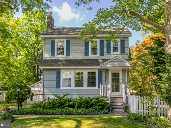 20 Hillside Ave, Princeton, NJ 08540