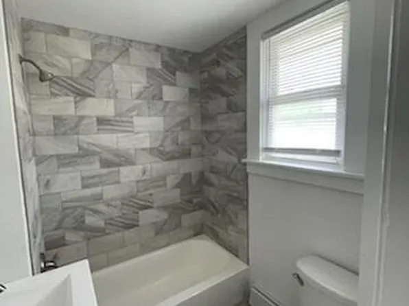 28 Highland Avenue, Keansburg, NJ 07734