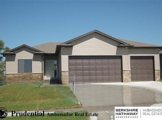 1540 W Silverado Ct, Lincoln, NE 68521
