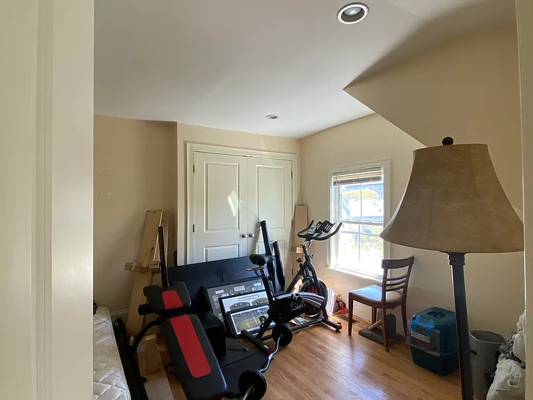 25 Lothrop St #2 — Photo 12