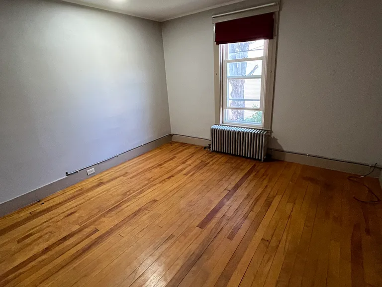 217 Central St #B — Photo 9