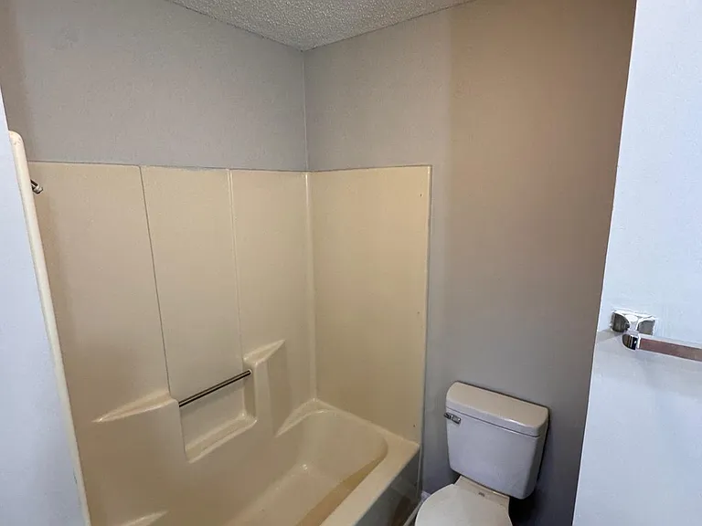 4807 Little River Rd #9 — Photo 22