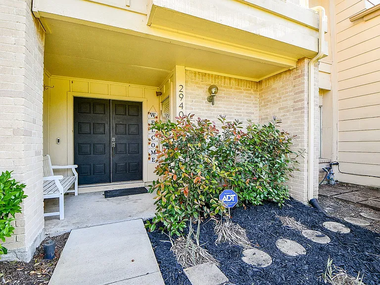 2940 Windchase Blvd #8 — Photo 28