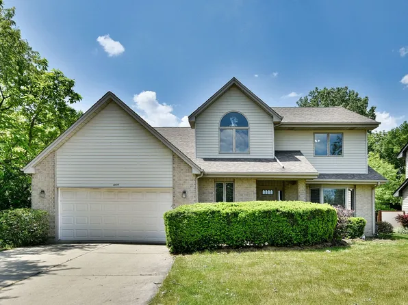 1004 N Elmhurst Rd, Mount Prospect, IL 60056