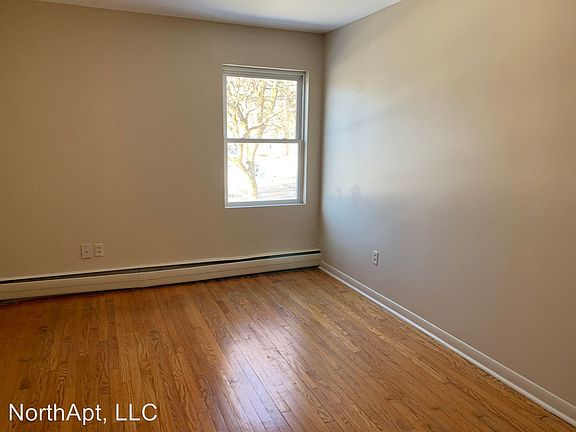 4th image of 314 Oak St APT 06