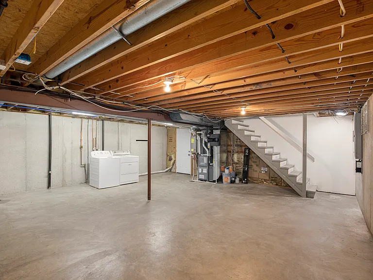 309 SE Brownfield Dr — Photo 19