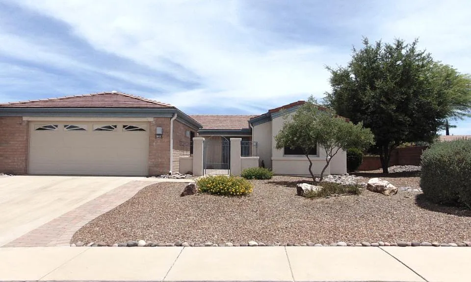 843 W Welcome Way
