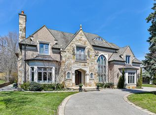 11 Purling Pl, Toronto, ON M3B1V4