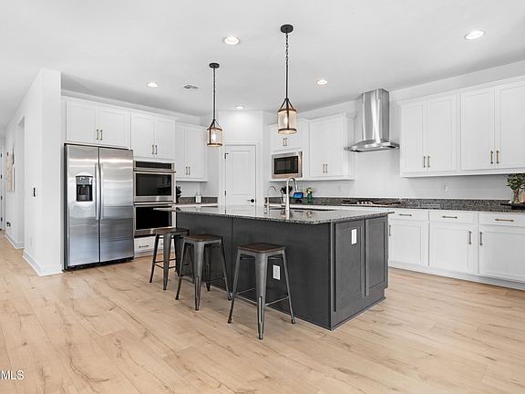 5th image of 16941 W JENAN Road