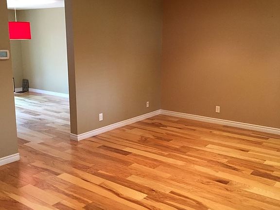 2nd image of 1625 Dalmatia Dr