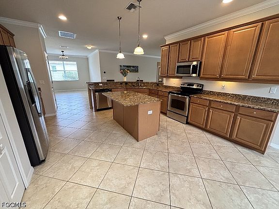 2nd image of 8128 Piedmont Dr