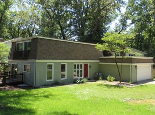 17710 Woodridge Dr, South Bend, IN