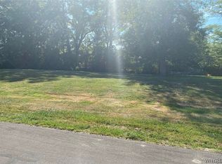 223 Bay St, Wilson, NY 14172