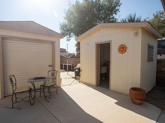 5th image of 13289 E 51st St