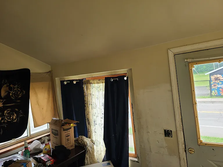 231 Floral Ave — Photo 14