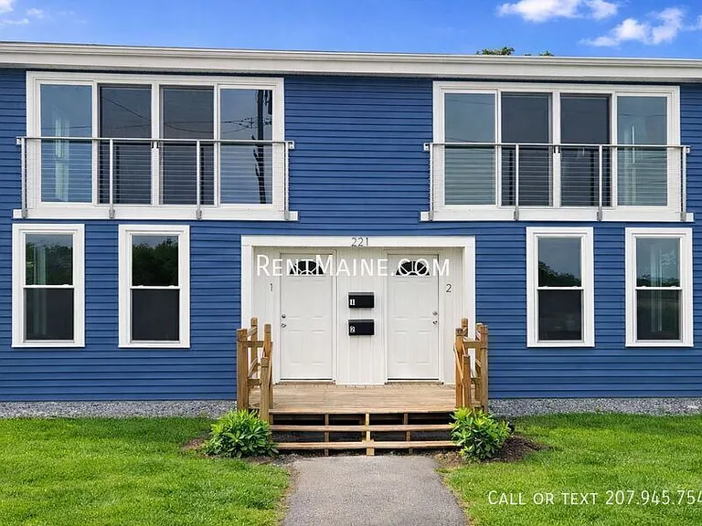 221 Water St #2 — Photo 31