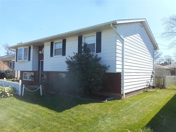 5th image of 8807 Harrow Dr