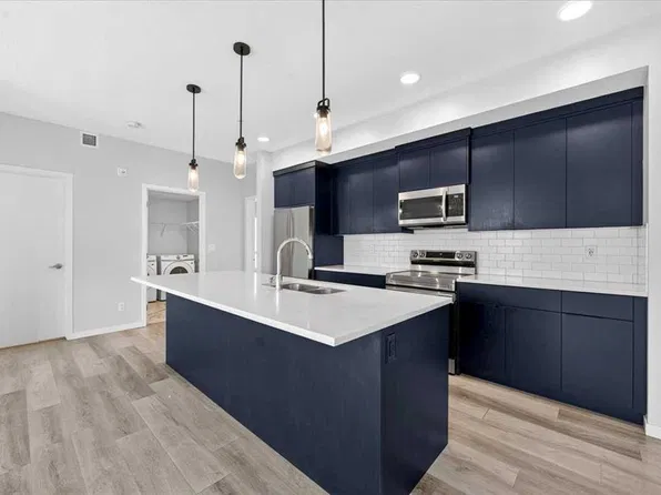 220 N Seton Grv SE #1202, Calgary, AB T3M 3T1